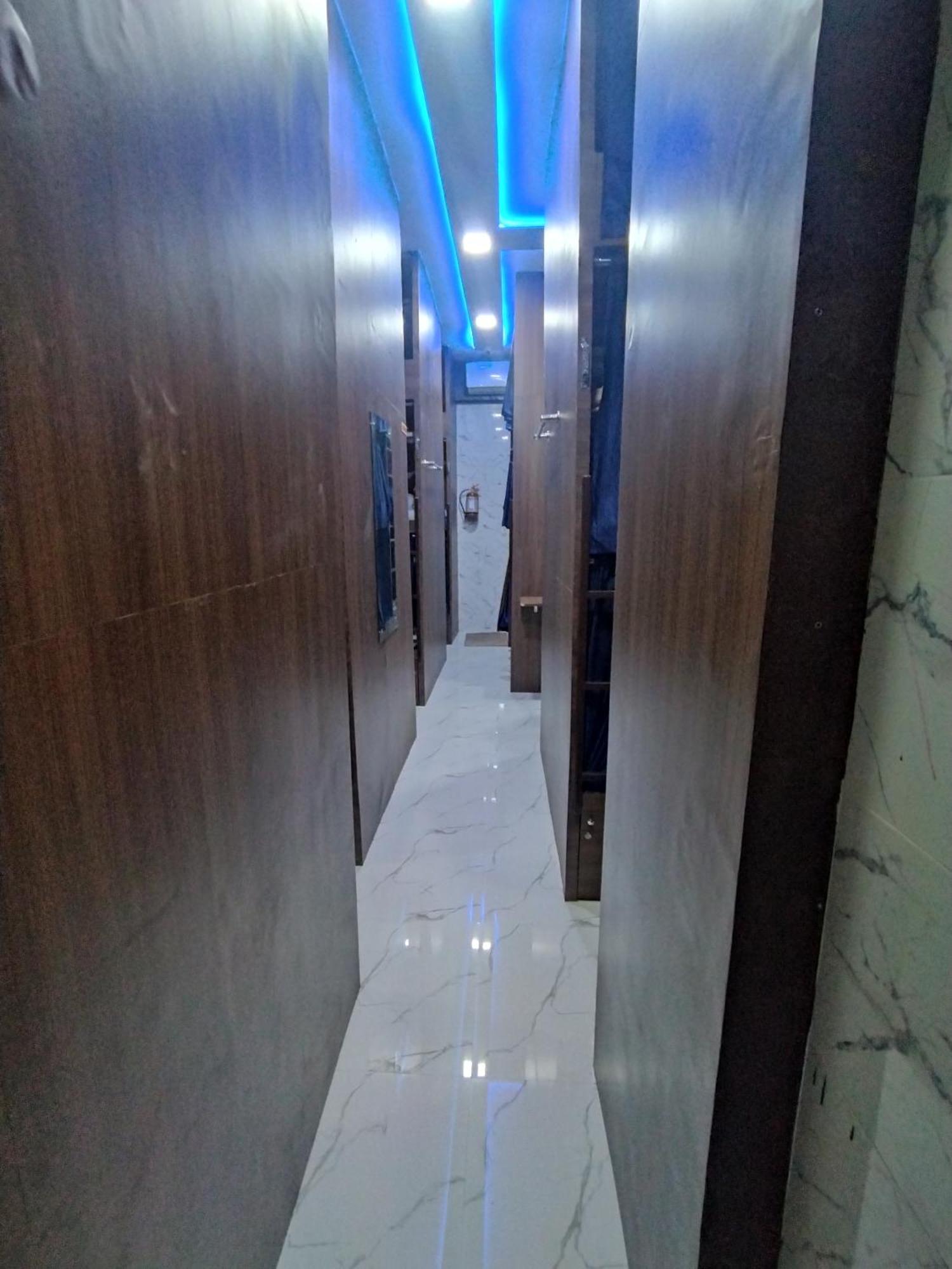 Hostel Ashalpha Metro Pg